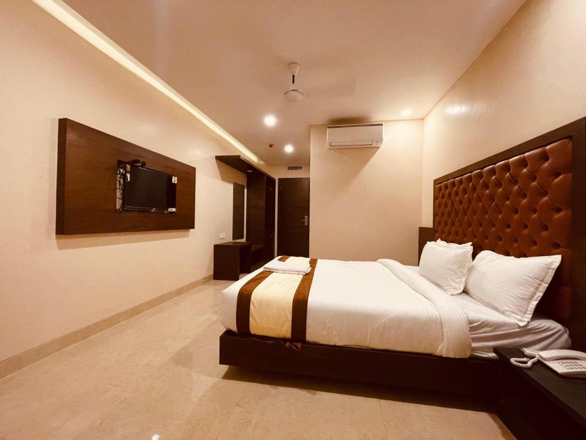 Hotel New Suite Mumbai Exterior photo